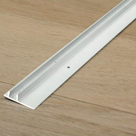 Quick-Step listwa mocująca do listew przypodłogowych 77 mm